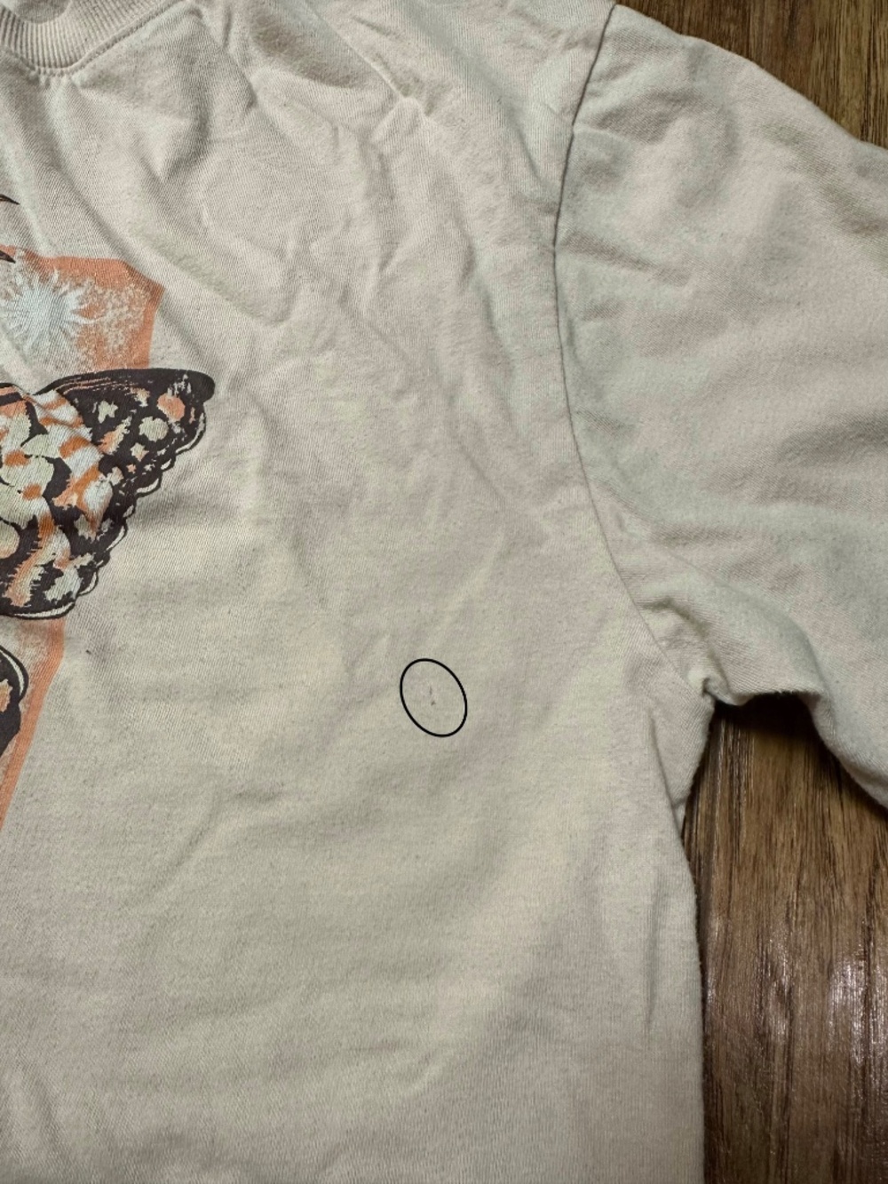 Women's Graphic Butterfly Sun Crop Top Light Beige Size Large - Picture 4 of 10